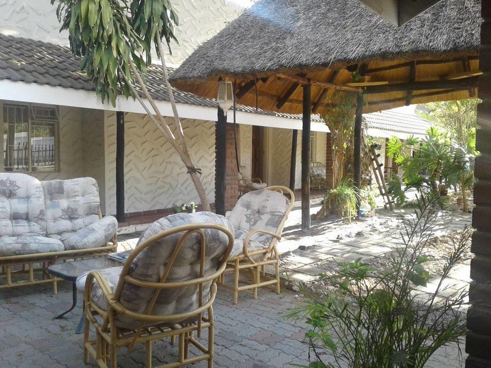 Road View Lodge Francistown Eksteriør billede