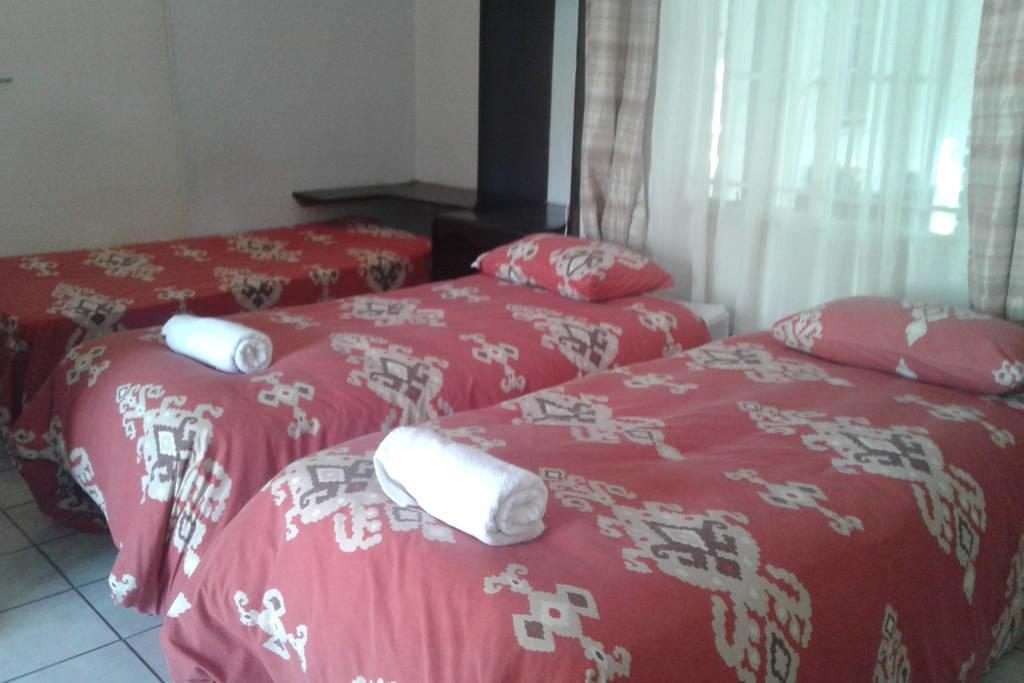 Road View Lodge Francistown Eksteriør billede